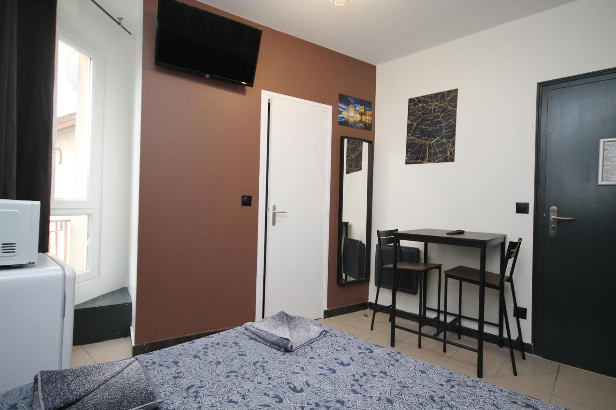 سان دوني 09 - Chambre Proche Paris Et Transports Avec Tv Wifi المظهر الخارجي الصورة